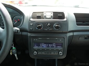 Škoda Fabia 1.2 TSi 63kW klima, webasto, serviska, 2.majitel - 17
