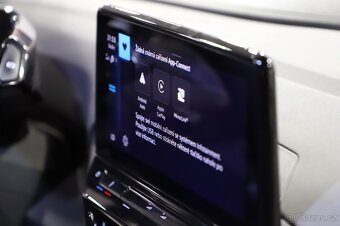 VW ID.4 Pure electric 109kW Taž.• Otevřeno i na svátek 17.11 - 17