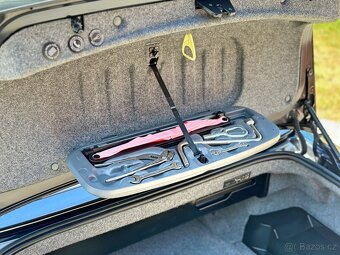 2004 BMW 330Ci | 6st. manuál - 17