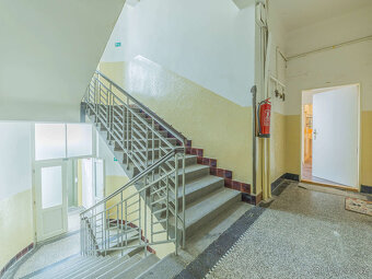 Pronájem bytu 2+kk 45 m² sklep, Praha 3 Žižkov - 17