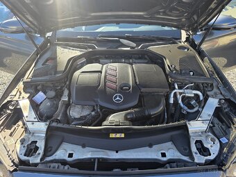 Mercedes-Benz Třídy E 220CDI AMG TZ - 17