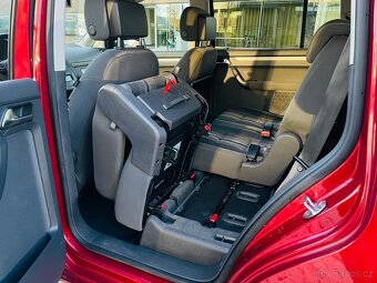 Volkswagen Touran 1.2TSI 7MÍST MANUÁL VÝHŘEV SERVISKA - 17
