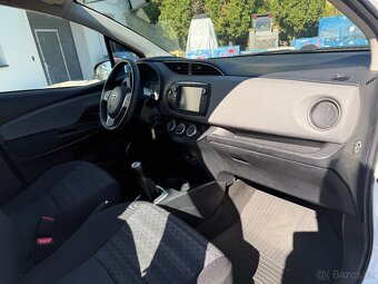 Toyota Yaris 1.0 VVT-i 51 kW - 17