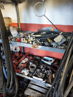 Rôzne Náhradné diely - 17