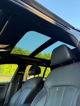 BMW 530e X-Drive Plug-in hybrid M Packet, rok 2021 - 17
