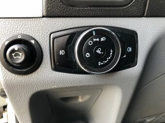 Ford Tranzit L3H2 125Kw r.v 2018 6míst Klimatizace - 17