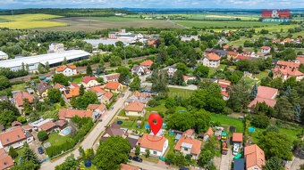 Prodej rodinného domu, 1061 m², Úžice, ul. Školní - 17