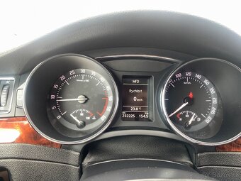 ŠKODA SUPERB 2.0 TDI CR 125kW ELEGANCE DSG - 17