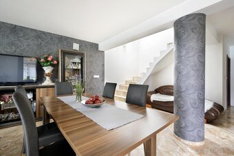 Prodej rodinného domu 300 m2, Květnice u Říčan, - 17