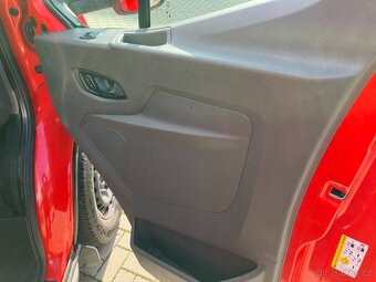 Ford Transit 350 2.0TDCI 96kW L4 4X4 7MÍST - 17
