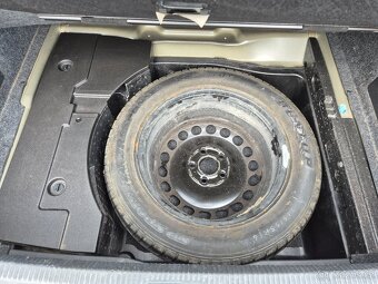 Volkswagen Passat 2.0TDi,103KW,LIM.HIGHLINE,MANUÁL,R.V.2010 - 17