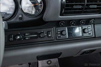 Porsche 993 Carrera Cabriolet z roku 1994 - 17