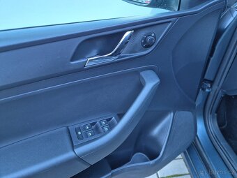 ŠKODA Rapid 1.2TSI 77kW Spaceback Ambition - 17