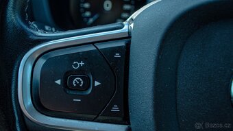 Volvo XC60 D4 Momentum A/T - 17