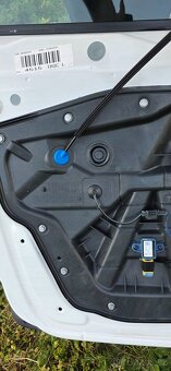 VW Scirocco náhradní díly 2008+ - 17