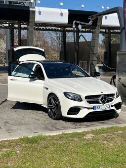 Mercedes Benz E63S 4M+ COMBI AMG 612HP - 17