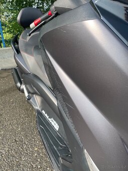 Yamaha XMAX 125 Sport - 17