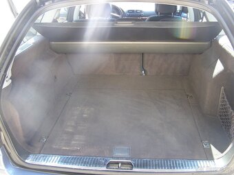 E 220CDI KOMBI 2 majitel RV 2006 po STK - 17