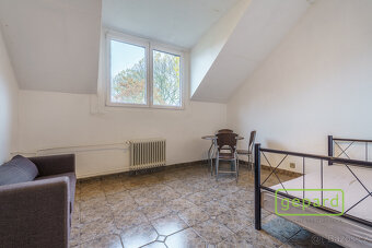 Prodej budovy s byty a garážemi jen 2km od jezera Medard– So - 17