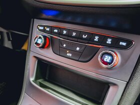 Opel Astra Combi 1.6 Cdti 81kw Enjoy 1 MAJ Zakoupeno v ČR - 17