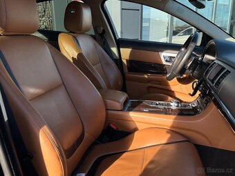 Jaguar XF 2012 - 17