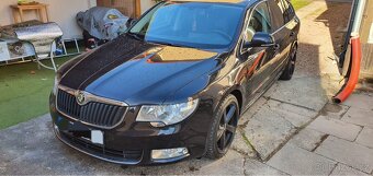Škoda Superb kombi r.v  2010 - 17