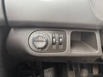 Opel Meriva, 1,4i 74kW, 1.Maj., PLNÝ SERVIS, ČR, AC - 17