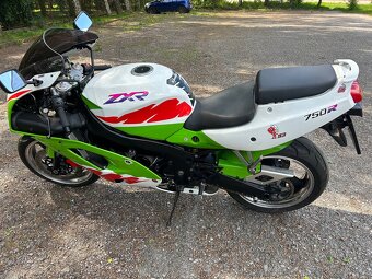 Kawasaki ZXR 750 L 1994 po renovaci - 17