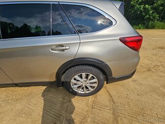 PRODÁM SUBARU OUTBACK 2.5 - 17