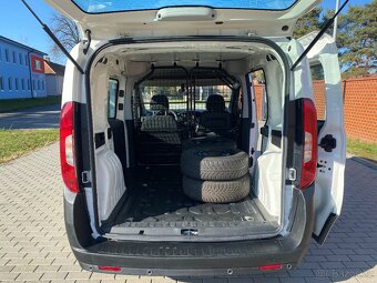Fiat Dobló Cargo 1.6 JTD MULTIJET SX,PLNÁ VÝBAVA - 17