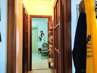 Sicílie, vila 2 byty, 255 m2, poz. 1.755 m2, Pace del Mela - 17