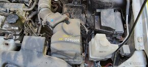 Mazda premacy 1.8 benzín 2005 - 17