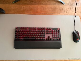 Prodám výkonnou herní PC sestavu Asus RTX 4080 - 17