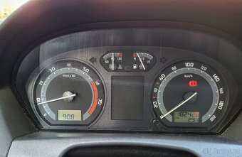 ŠKODA FABIA 1.4 16V 59Kw Combi 2008 - 17