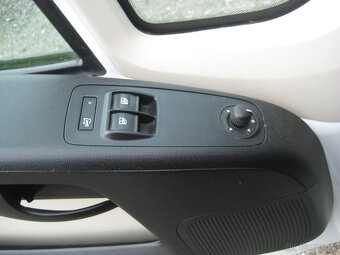 PEUGEOT BOXER 2.0 HDi 120 KW 6.MÍST ČR 1.MAJITEL - 17