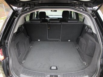 Land Rover Discovery Sport 2.TD4 132Kw, AWD, Navi, Kůže, Taž - 17