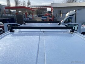 Ford Transit Custom, 2.2 TDCI 92kW, L2H1, 6míst, AC - 17