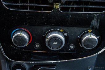Renault Clio 1.2 16V Life - 17