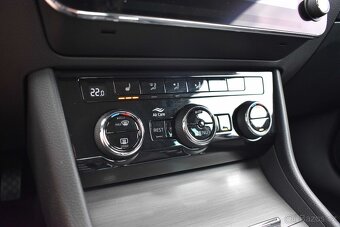 Škoda Superb 2.0 TDI 147kW STYLE DPH ČR 1.MAJITEL - 17