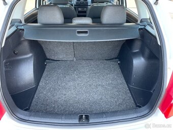 Škoda Fabia 2 kombi 1.4 16V Klimatizace - 17