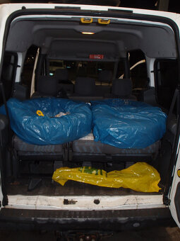 Ford Tourneo Connect 1.8 TDCi 230L /Tažný/ 8 Sedadel / Klima - 17