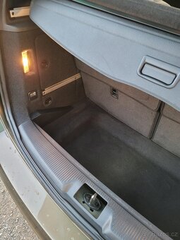 Seat Alhambra 7N 2.0TDI 103kw, 2012, 7 míst - 17
