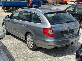 Škoda Superb 2.0 TDi DSG VW Passat golf Octavia Leon - 17