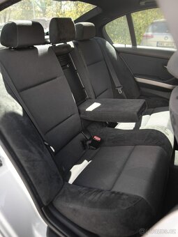 BMW e90 325i - 17