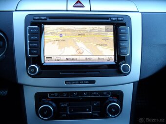 VW Passat 2.0 TDI Sportline 103 kw Common Rail,Navi - 17