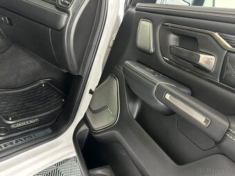 Dodge Ram 1500 Limited 5,7 2022 - 17