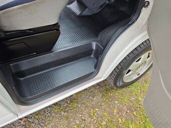Volkswagen Transporter T4 2.5Tdi 9míst - 17