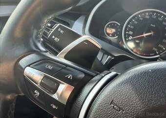 BMW X5 3,0 xDrive30d M-PAKET 7MÍST TZ nafta automat 190 kw - 17