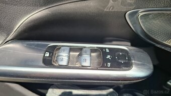 Mercedes-Benz C 300 d 4Matic AMG Plna vybava,Masáž,Pano,Bur. - 17