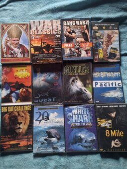 Přes 400 original DVD - 17